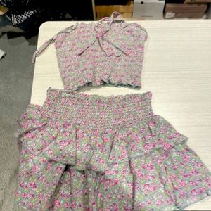 Katie J Ny Girls matching shirt/tank and skirt
